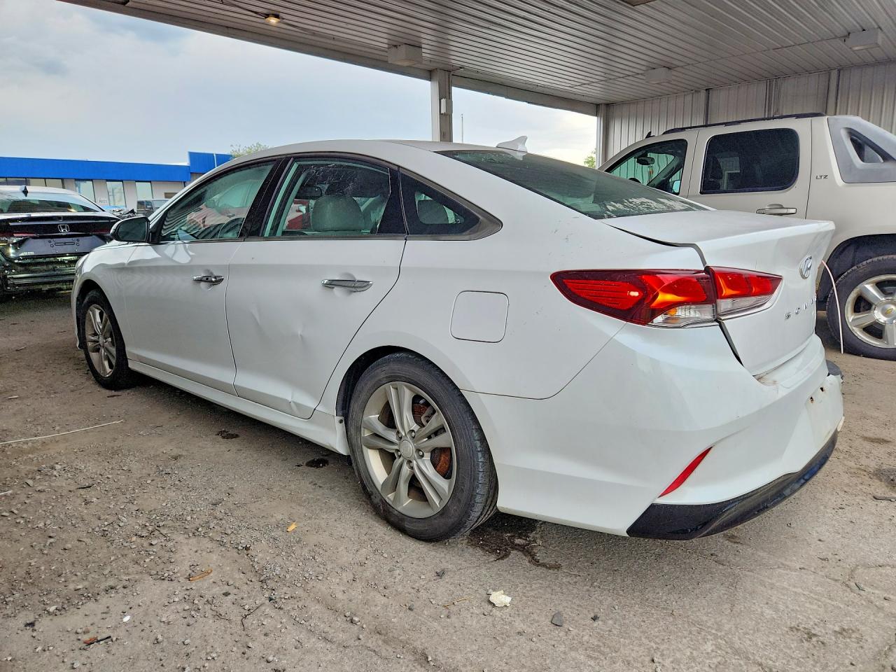 2019 HYUNDAI SONATA LIMITED — снимка 2