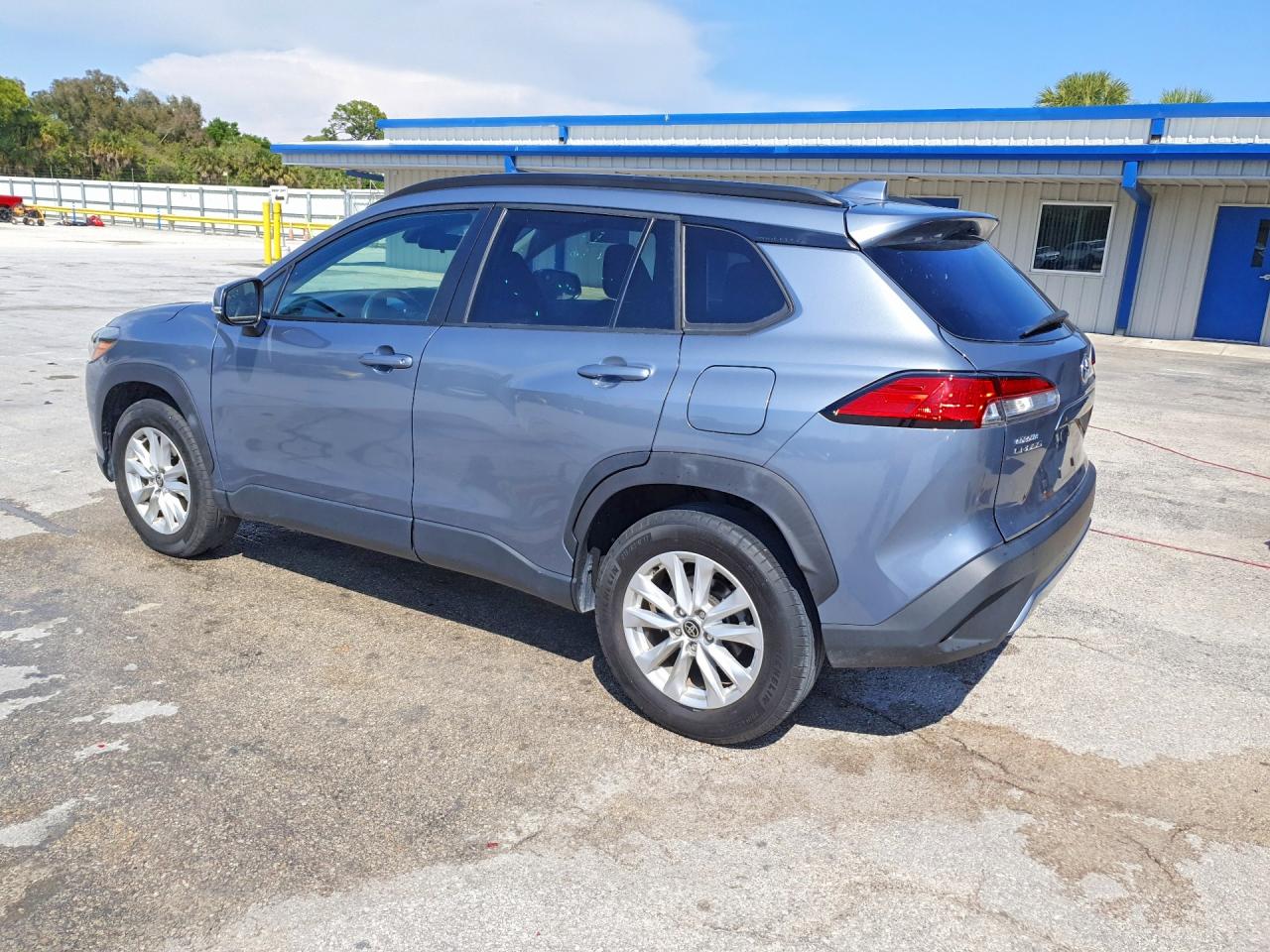 2023 TOYOTA COROLLA CROSS LE — снимка 2