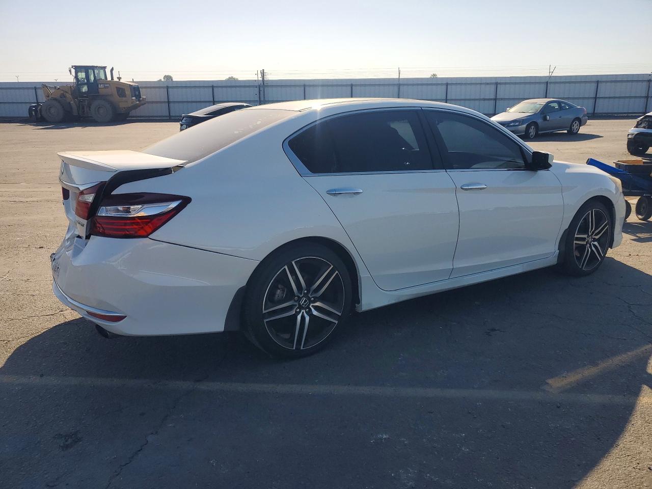 2017 HONDA ACCORD SPORT — снимка 3