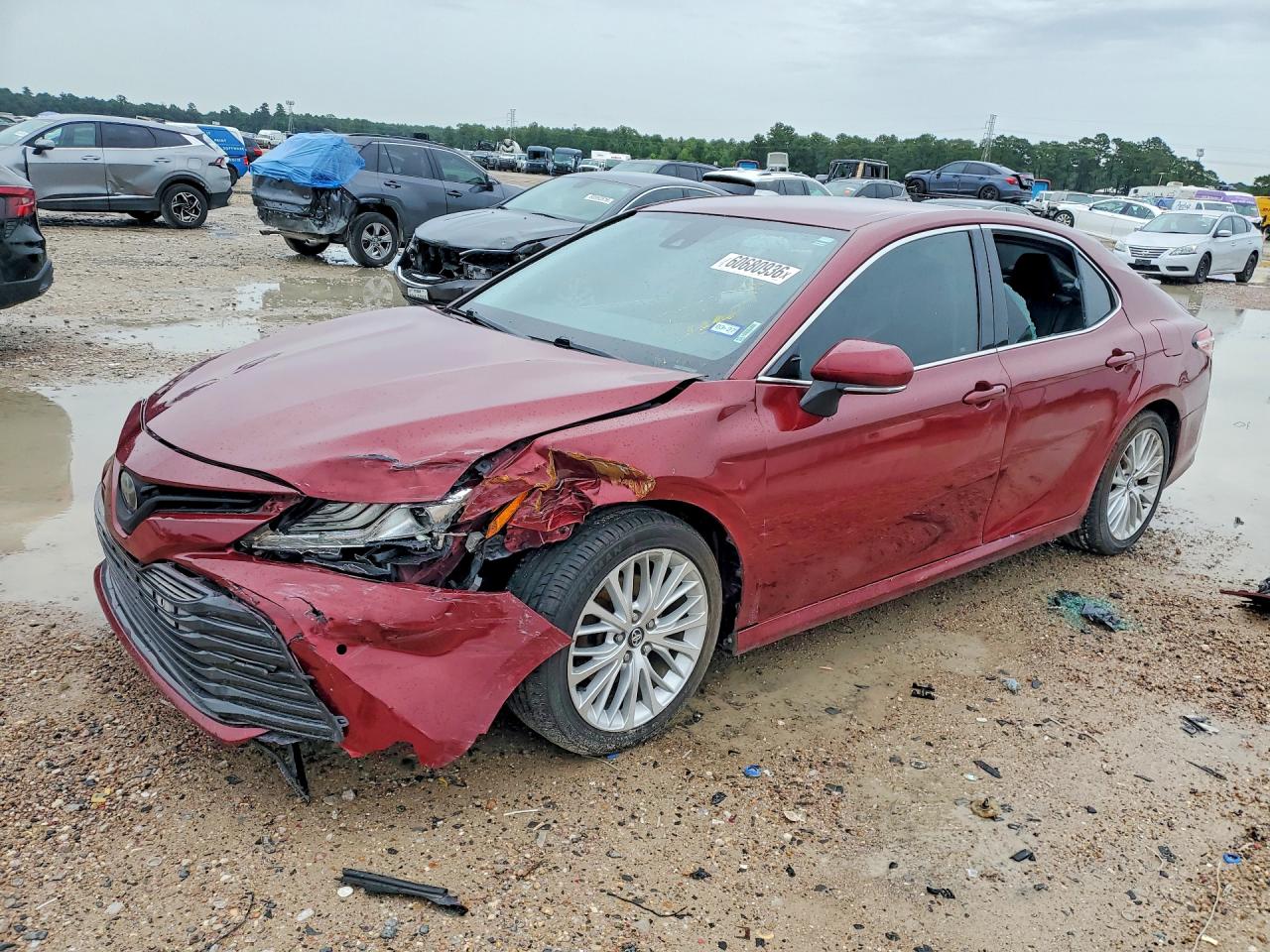 2018 TOYOTA CAMRY XLE