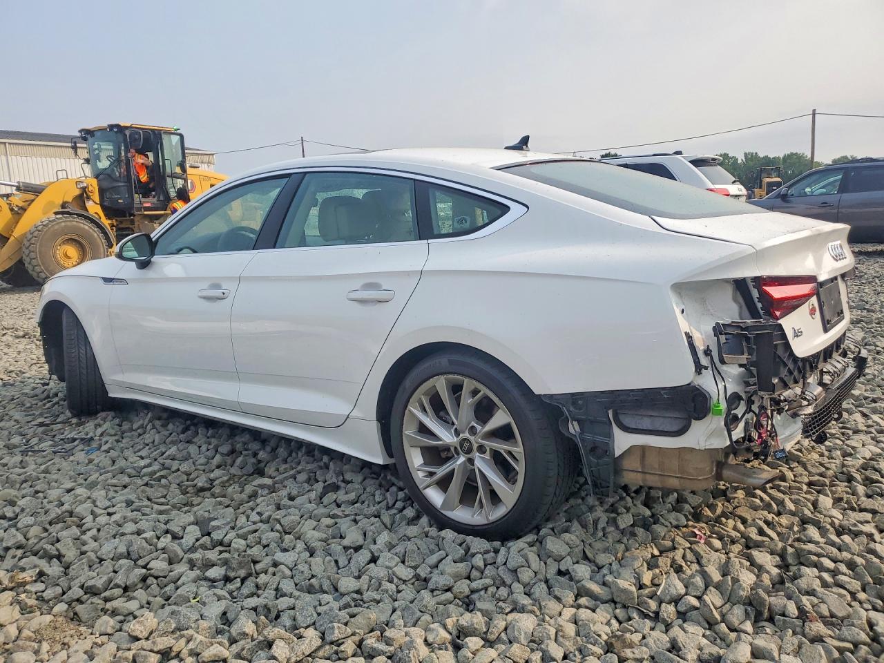 2023 AUDI A5 PREMIUM 40 — снимка 2