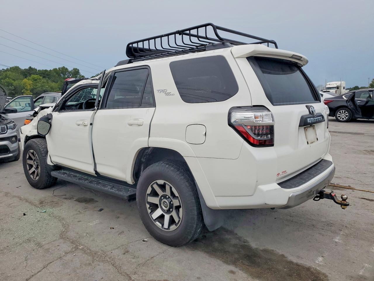 2019 TOYOTA 4RUNNER TRD OFF-ROAD PREMIUM — снимка 2
