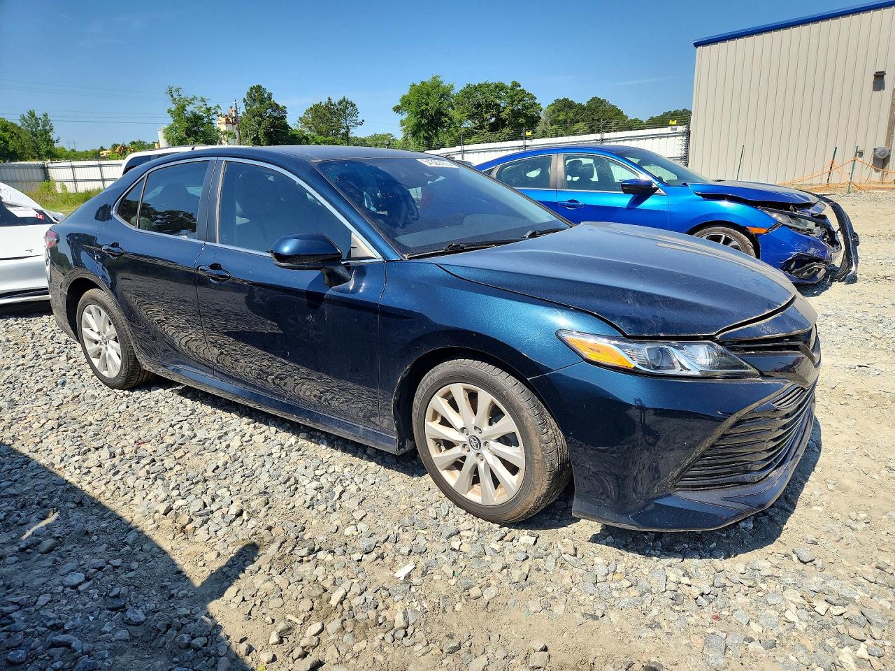 2020 TOYOTA CAMRY LE — снимка 4
