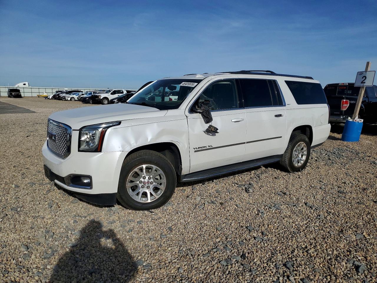 2016 GMC YUKON XL K1500 SLT