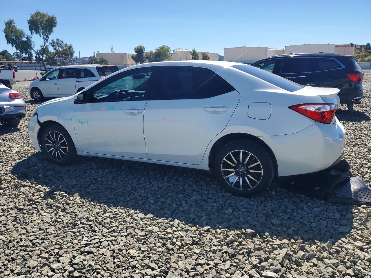 2015 TOYOTA COROLLA LE ECO — снимка 2