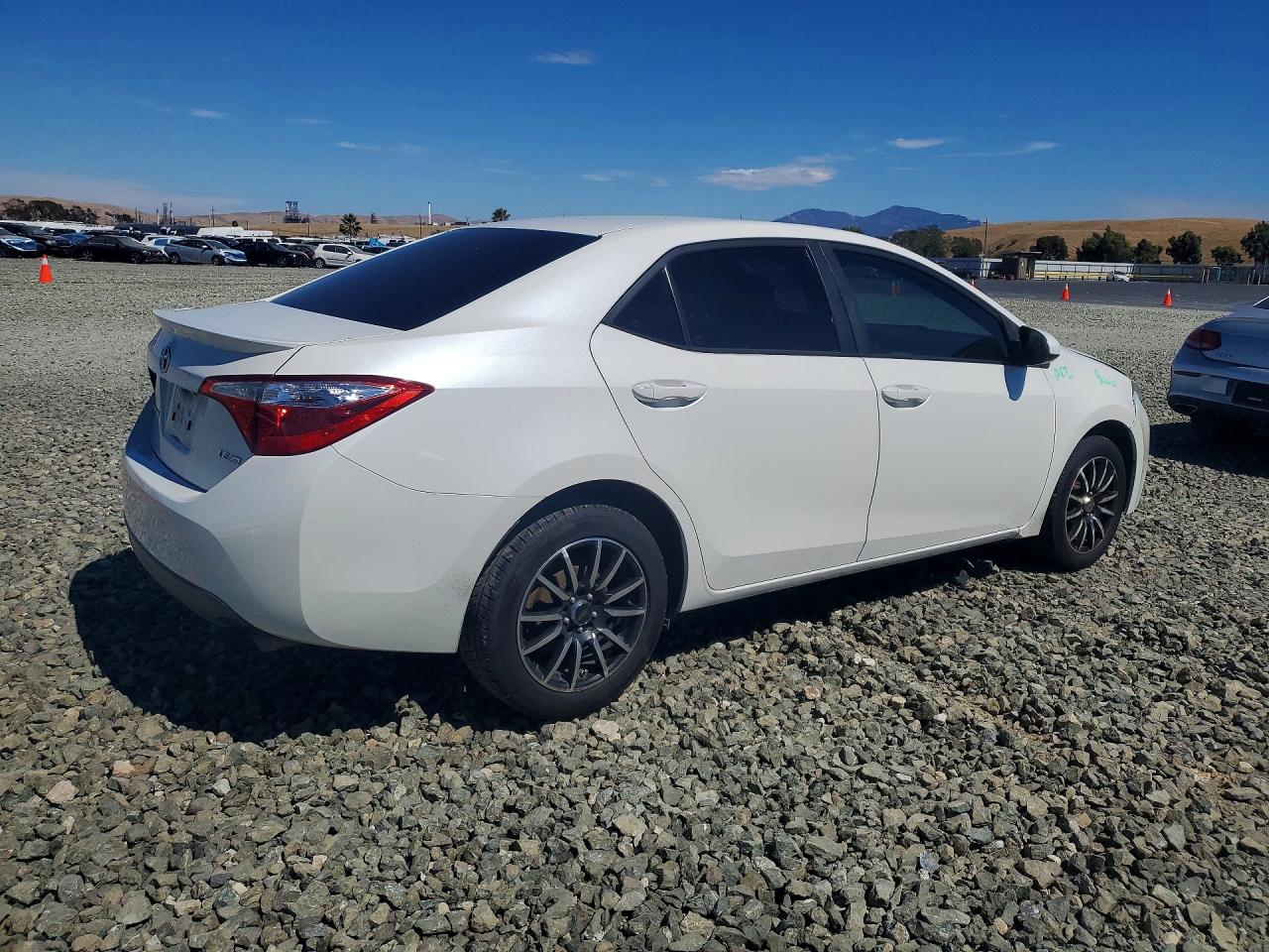 2015 TOYOTA COROLLA LE ECO — снимка 3