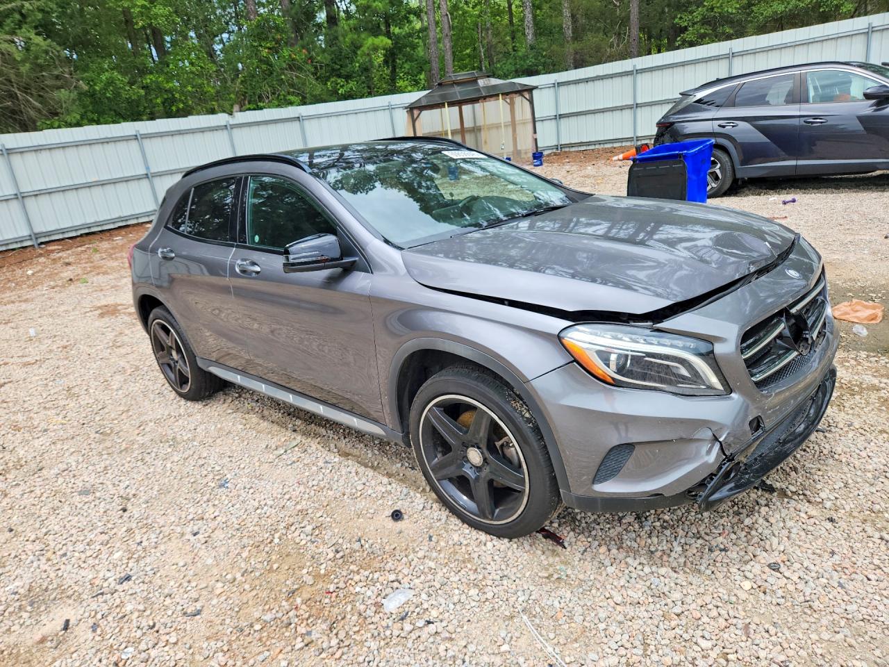 2017 MERCEDES-BENZ GLA 250 4MATIC — снимка 4