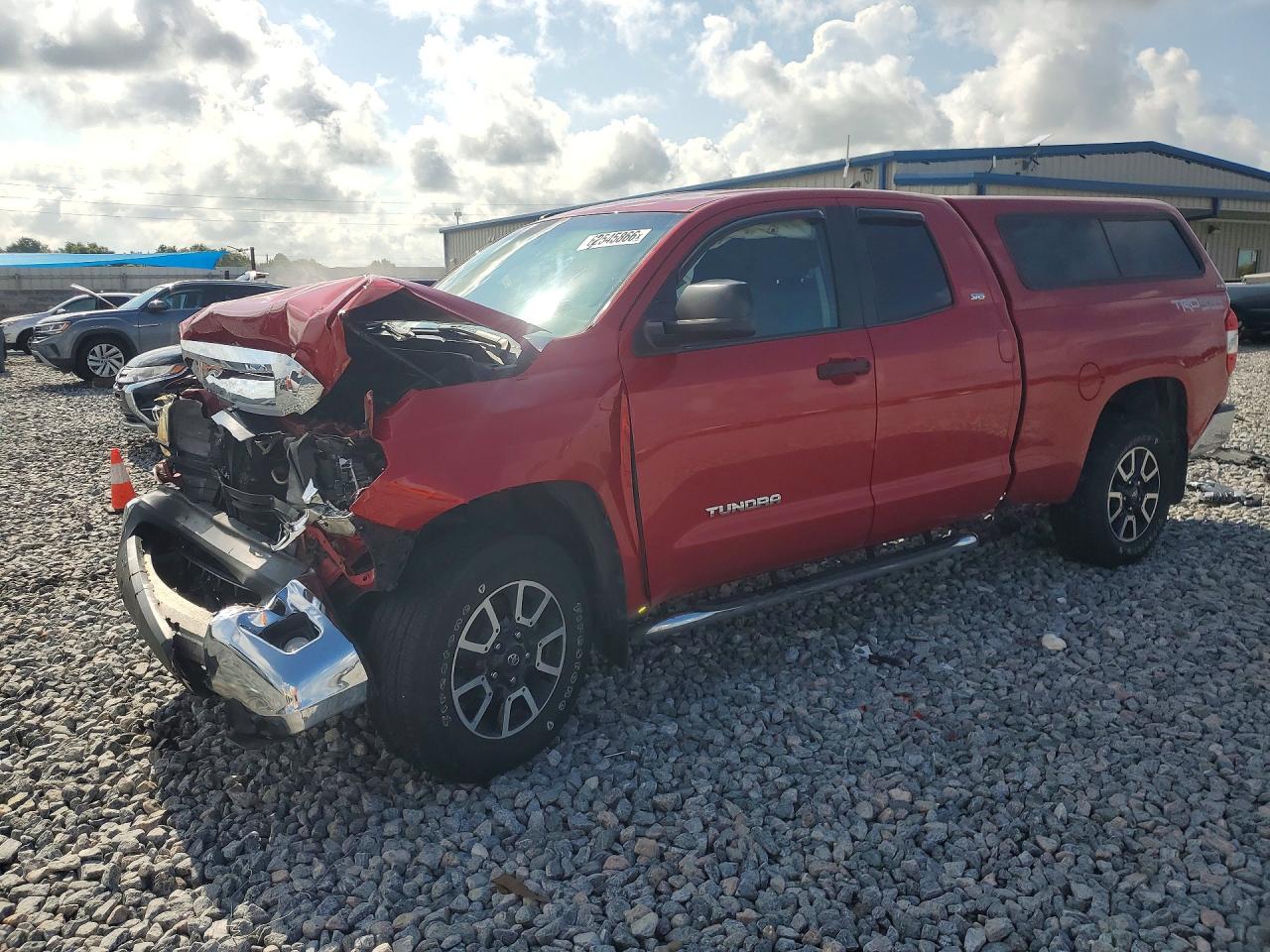 2017 TOYOTA TUNDRA SR5