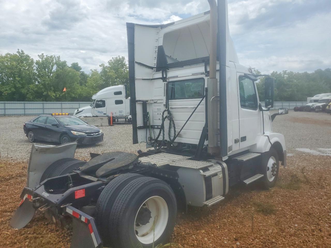 2018 VOLVO VNL — снимка 4