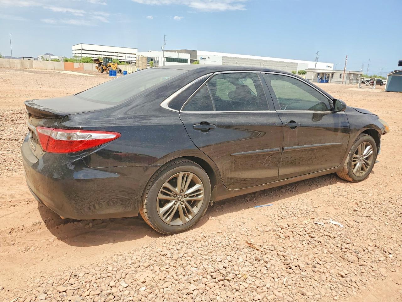 2017 TOYOTA CAMRY SE — снимка 3