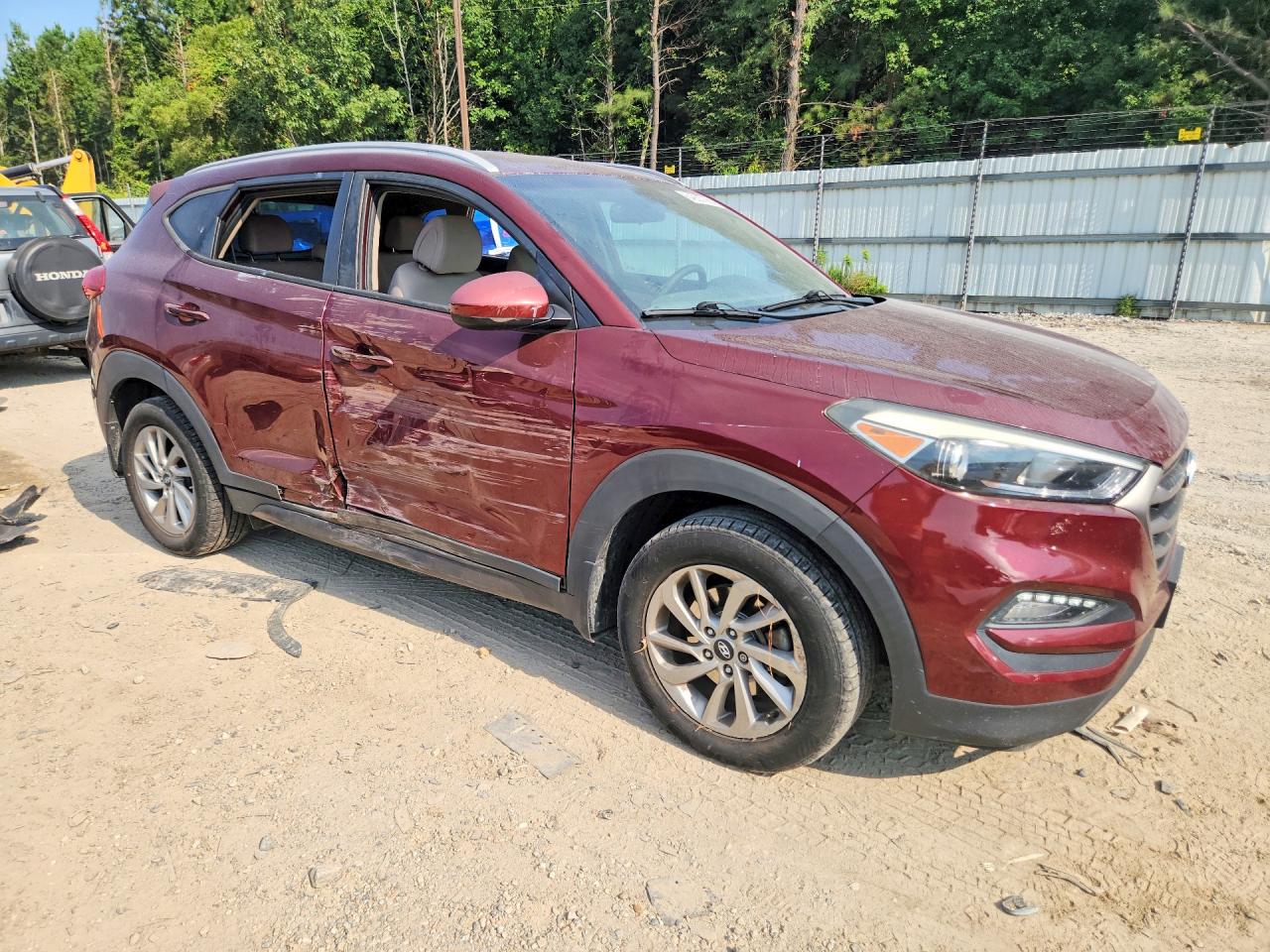 2016 HYUNDAI TUCSON SE — снимка 4