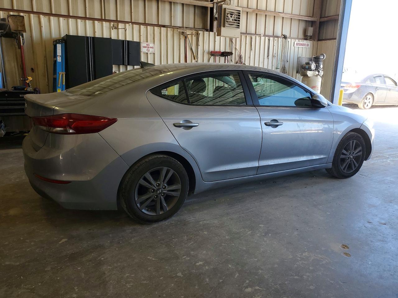 2017 HYUNDAI ELANTRA SE — снимка 3