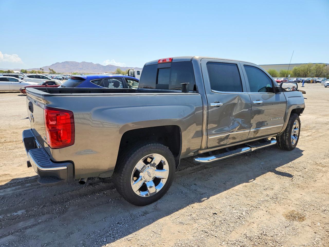 2017 CHEVROLET SILVERADO C1500 LTZ — снимка 3