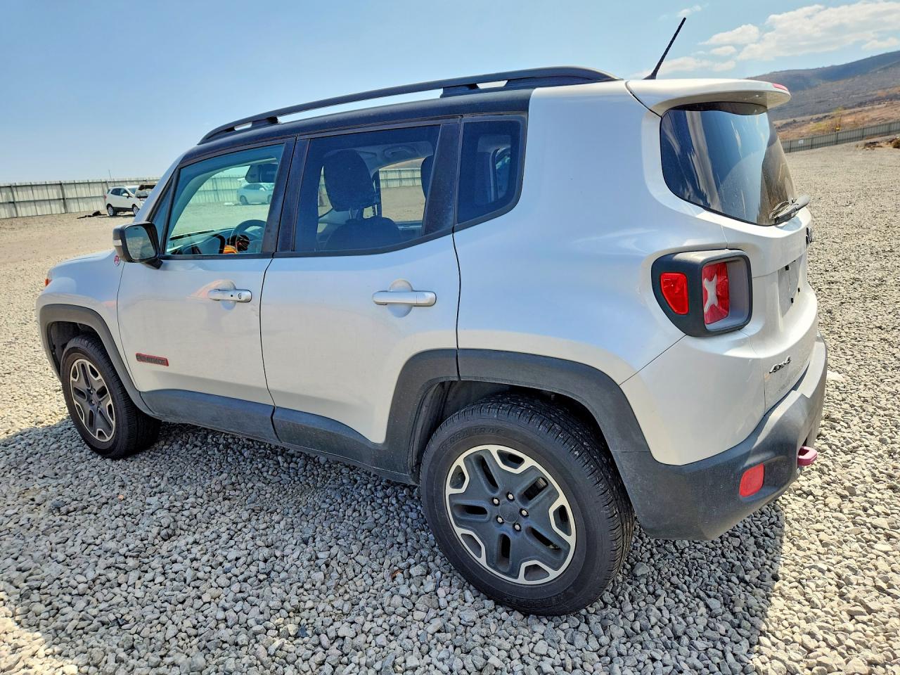 2016 JEEP RENEGADE TRAILHAWK — снимка 2