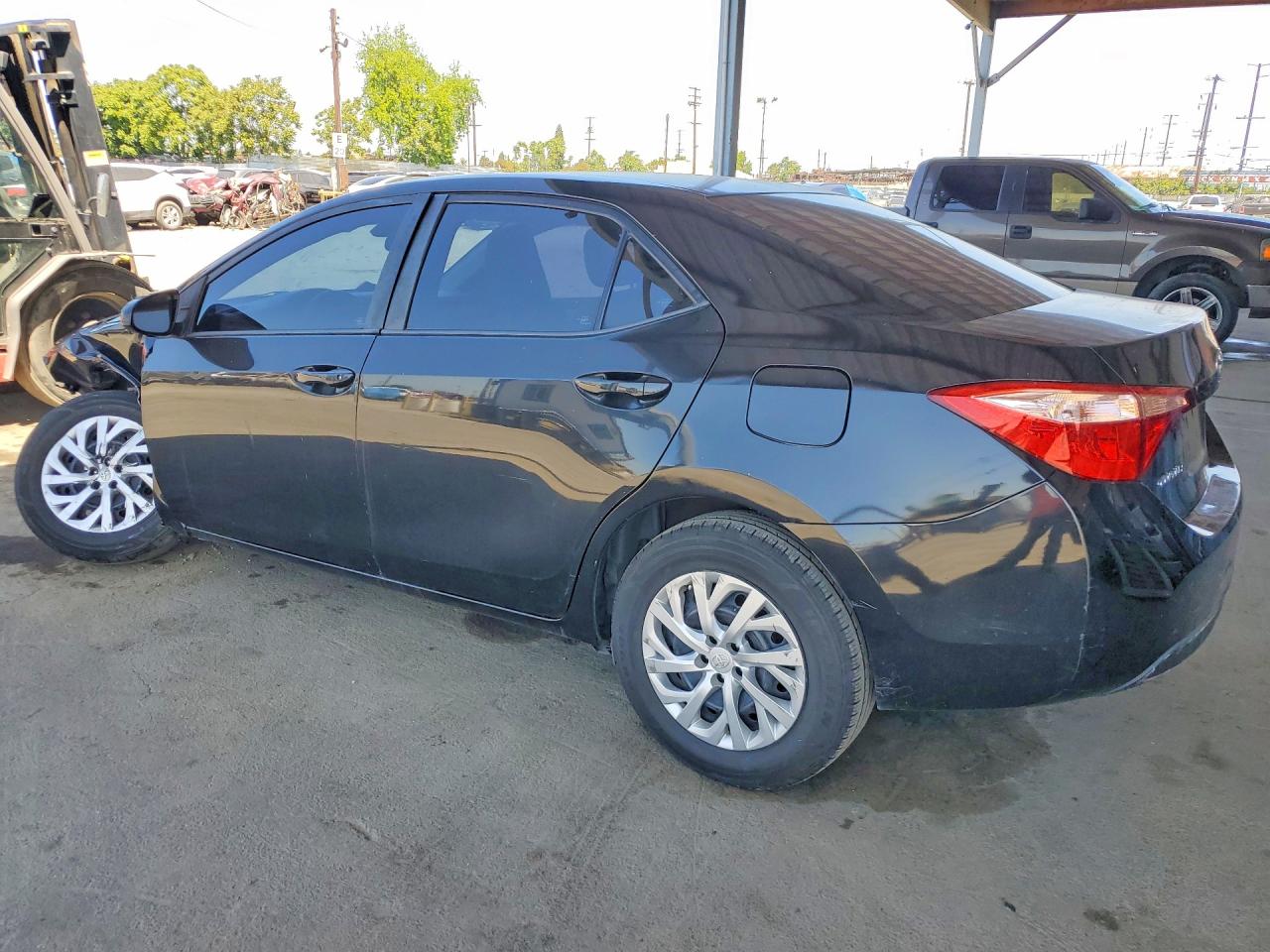 2018 TOYOTA COROLLA LE — снимка 2