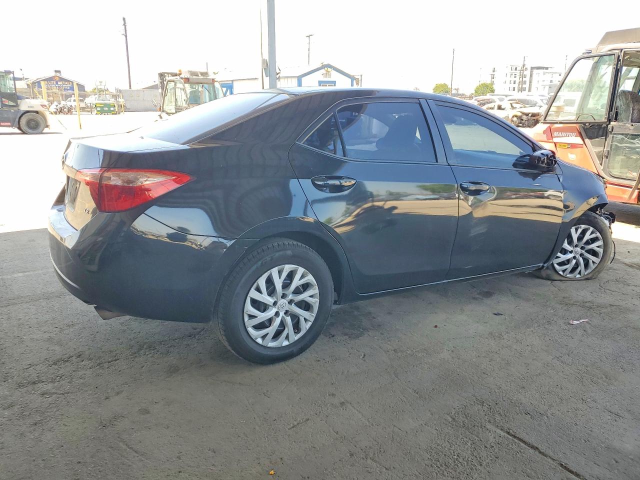 2018 TOYOTA COROLLA LE — снимка 3