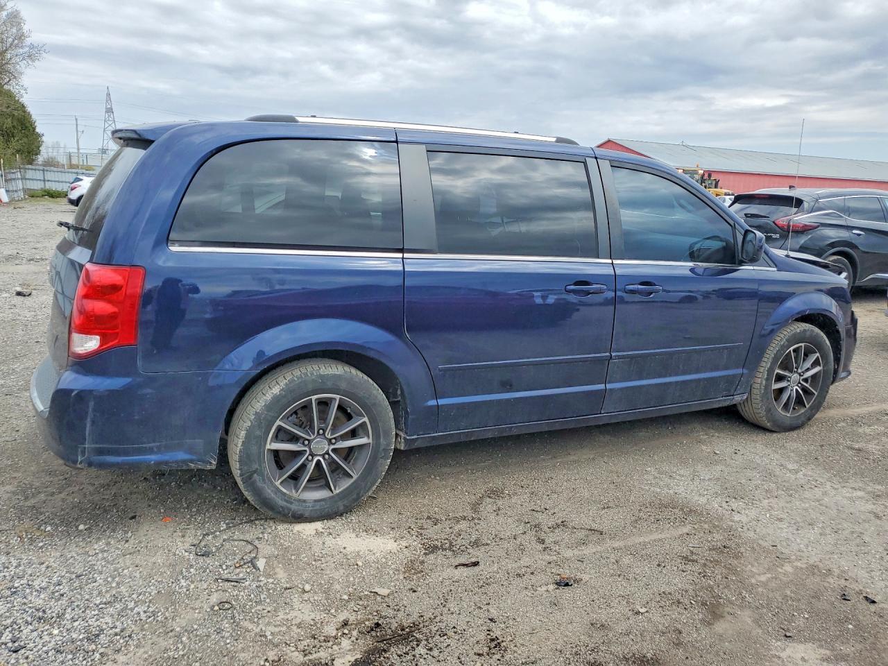 2017 DODGE GRAND CARAVAN SE — снимка 3