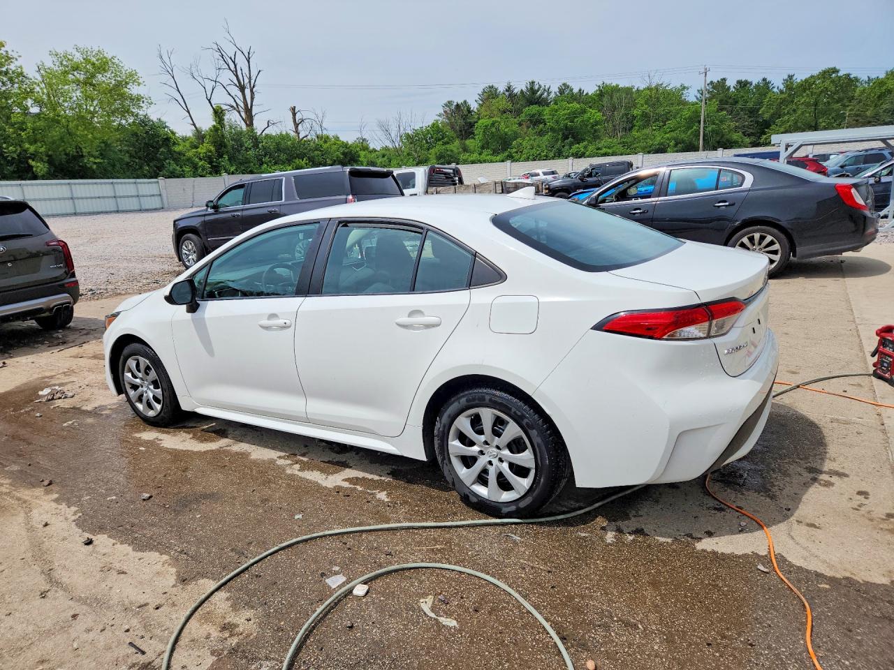 2021 TOYOTA COROLLA LE — снимка 2