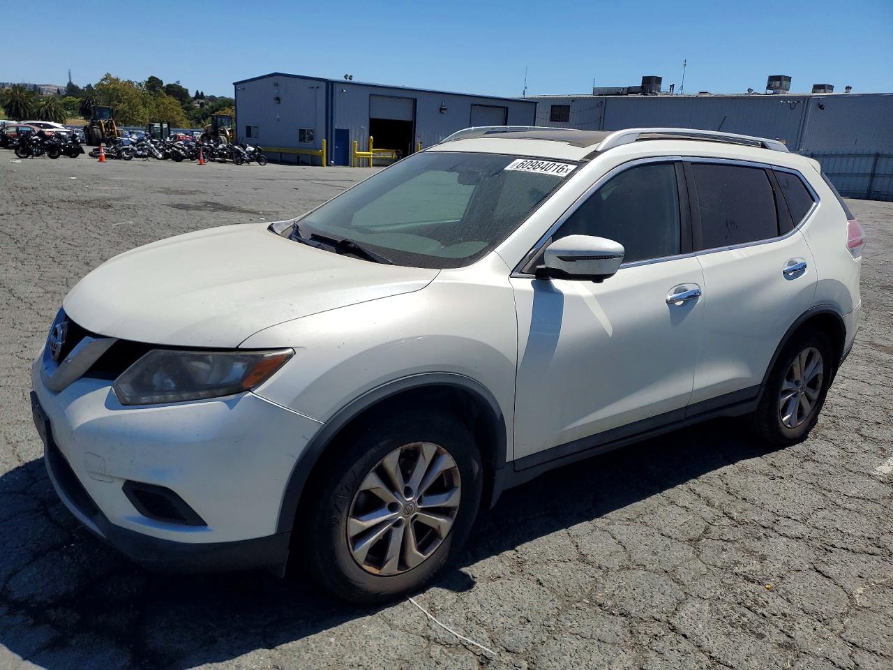 2016 NISSAN ROGUE SV