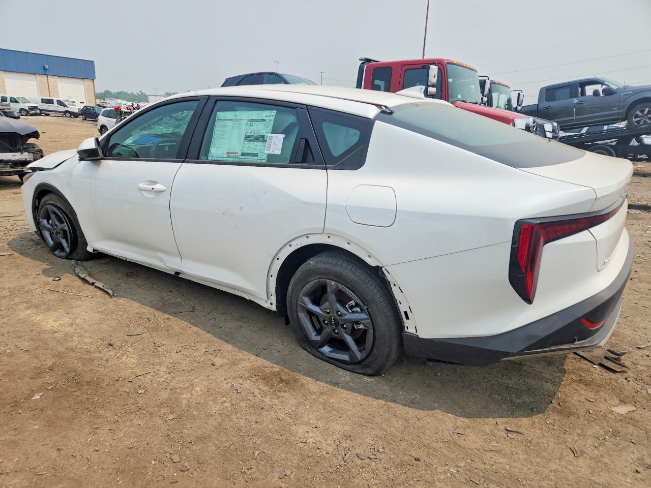 2026 KIA K4 LXS — снимка 2
