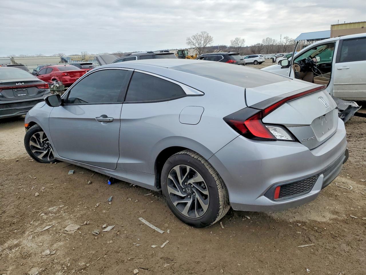 2017 HONDA CIVC LX — снимка 2