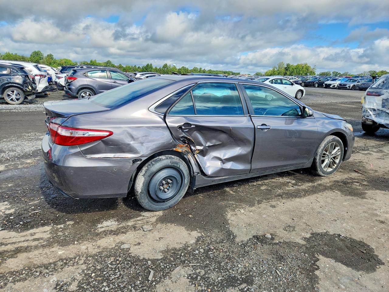 2017 TOYOTA CAMRY SE — снимка 3