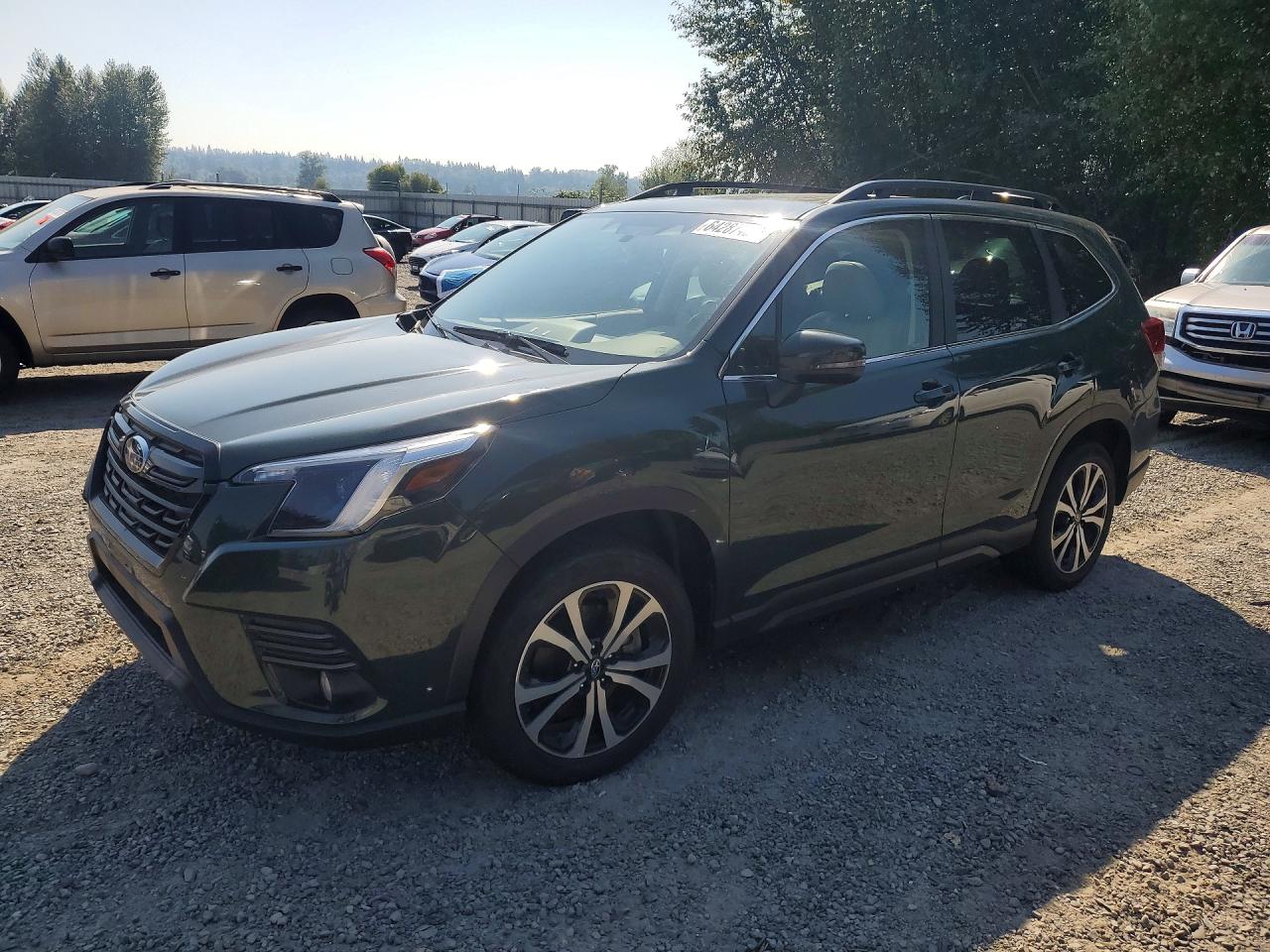 2022 SUBARU FORESTER LIMITED