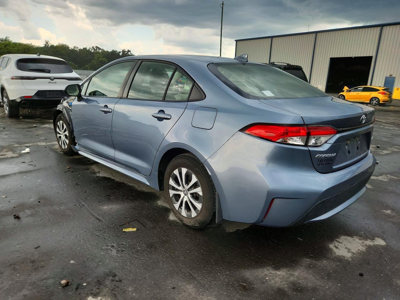 2021 TOYOTA COROLLA LE — снимка 2