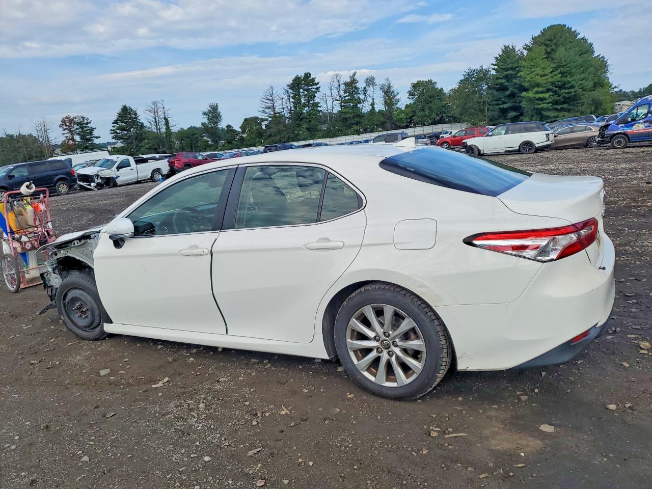 2018 TOYOTA CAMRY LE — снимка 2