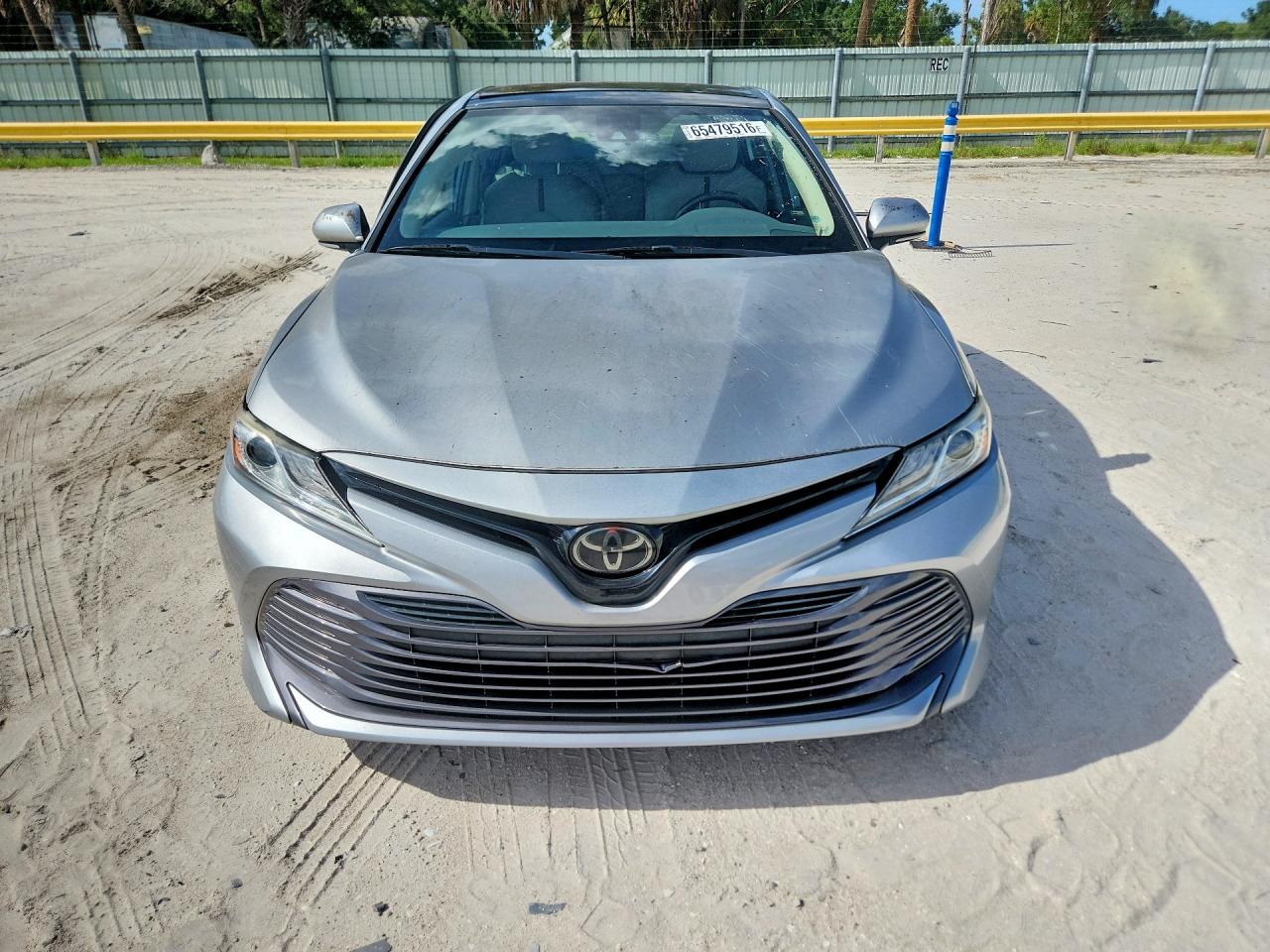2020 TOYOTA CAMRY XLE — снимка 5