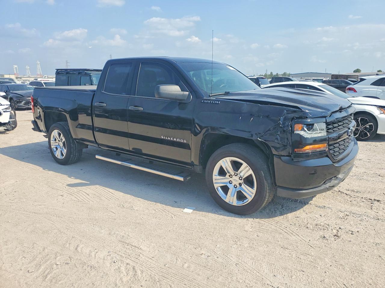 2017 CHEVROLET SILVERADO C1500 CUSTOM — снимка 4