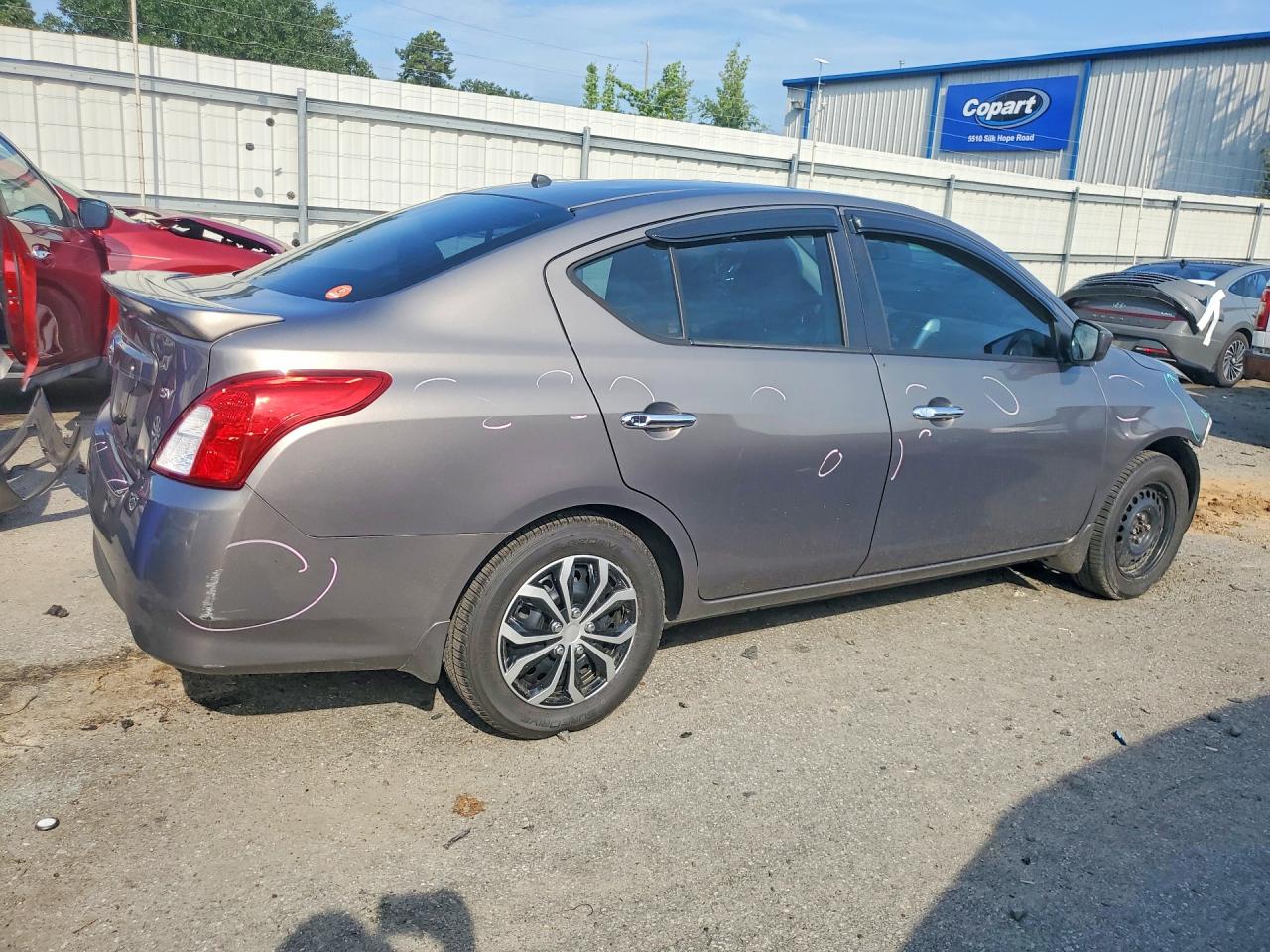 2017 NISSAN VERSA 1.6 SV — снимка 3