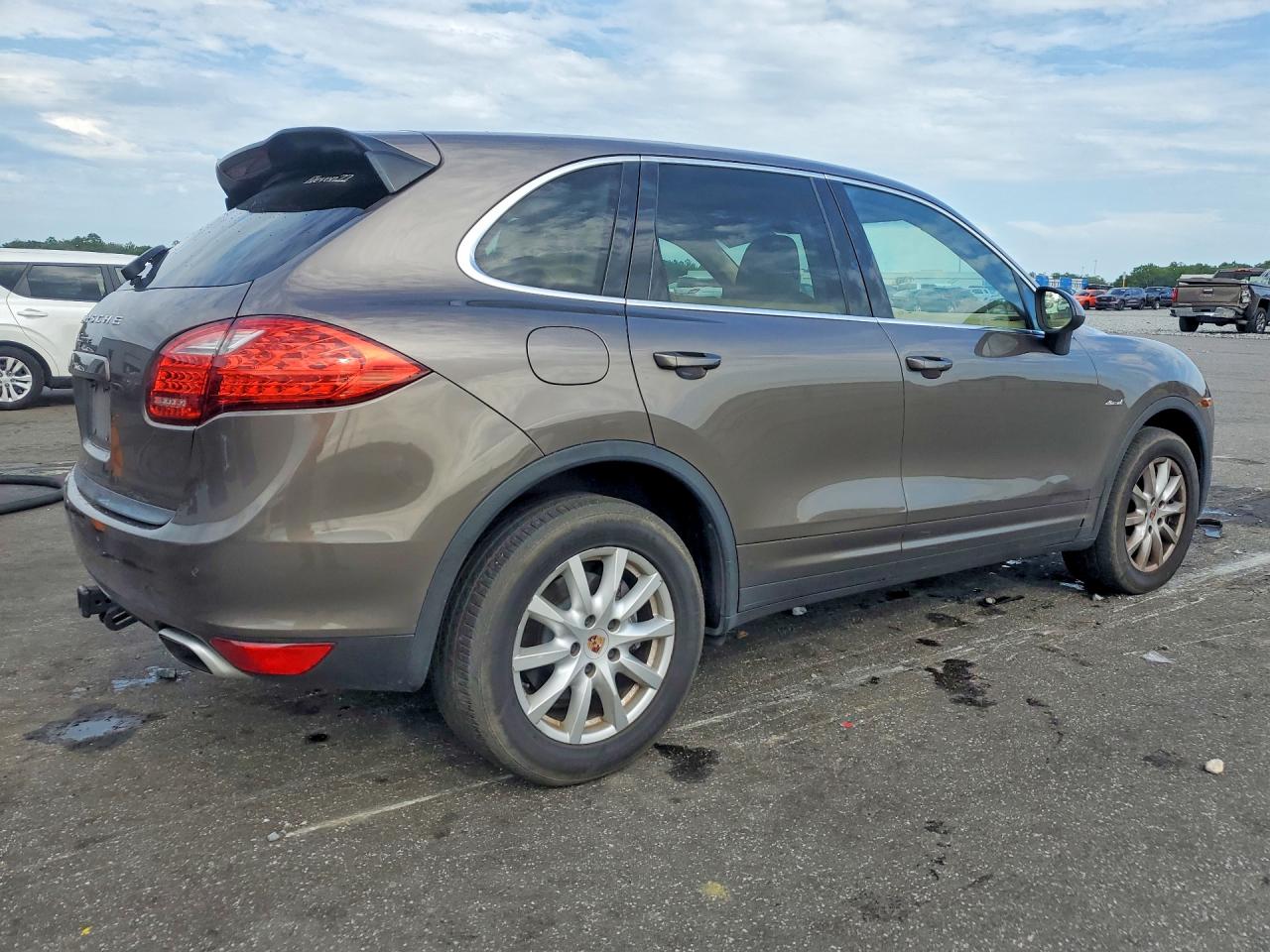 2013 PORSCHE CAYENNE — снимка 3