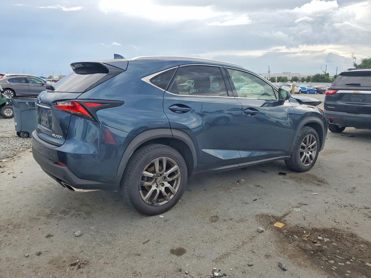 2015 LEXUS NX 200T — снимка 3