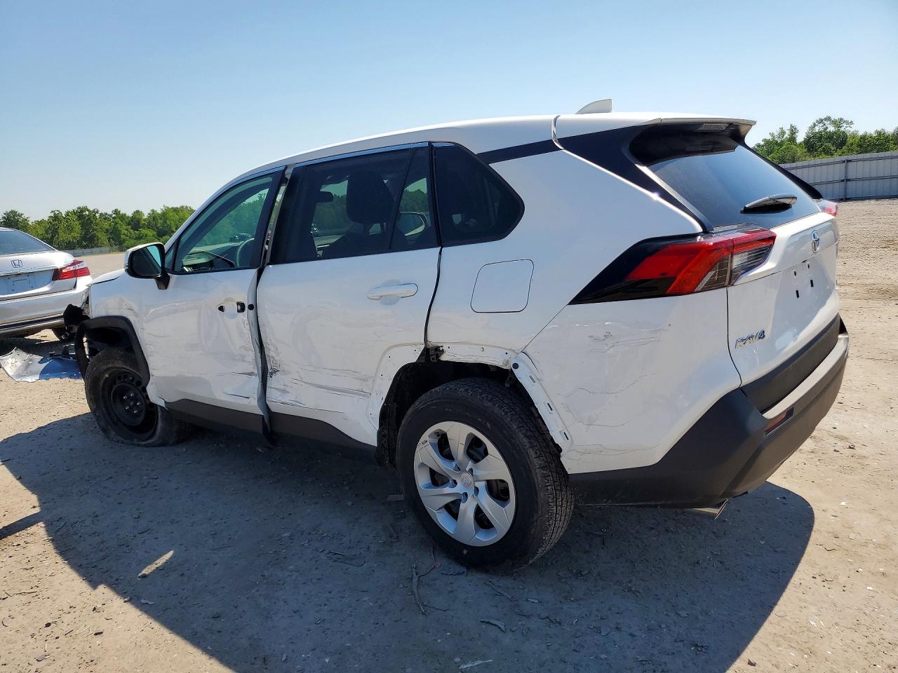 2025 TOYOTA RAV4 LE — снимка 2