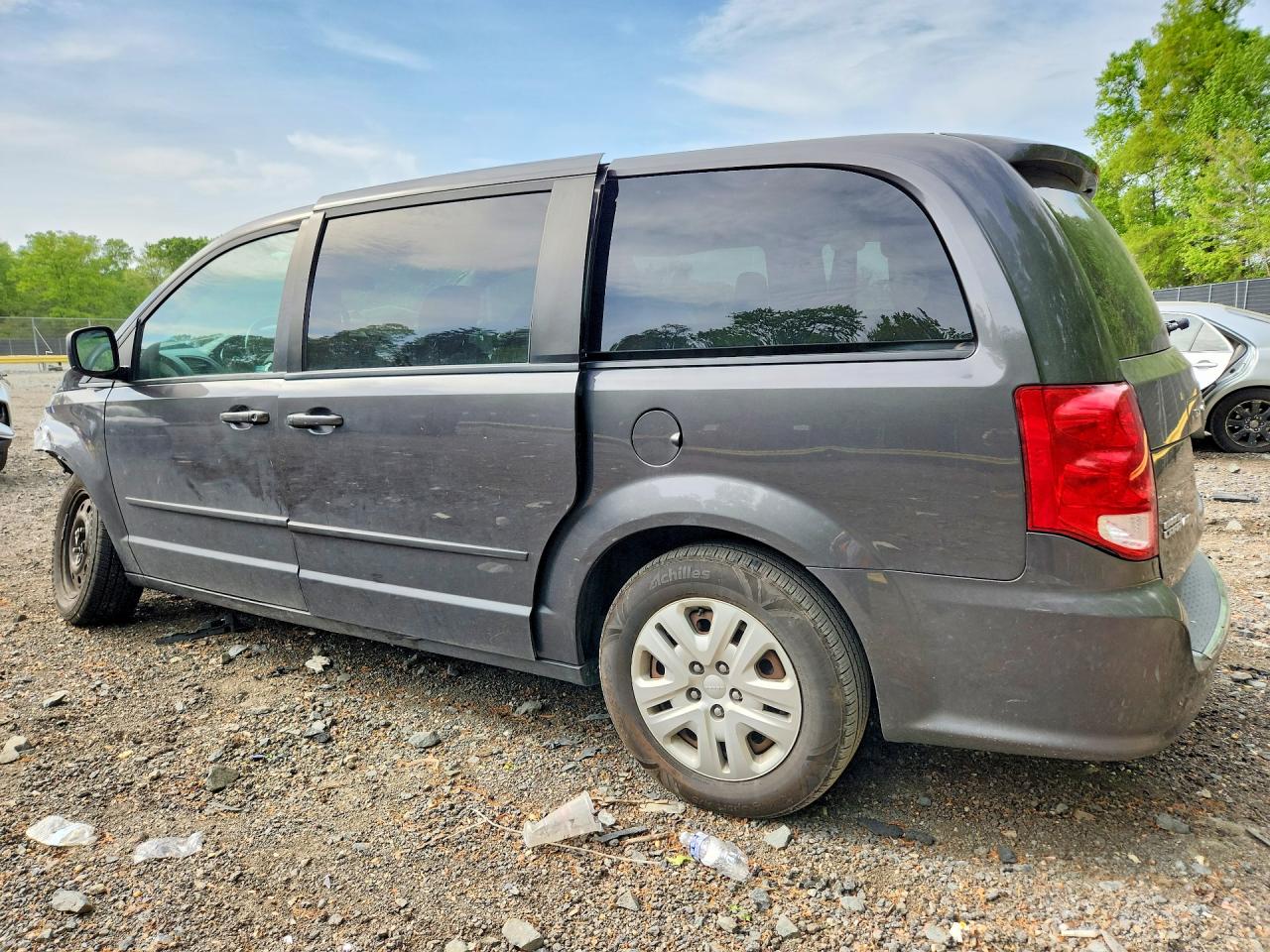 2017 DODGE GRAND CARAVAN SE — снимка 2