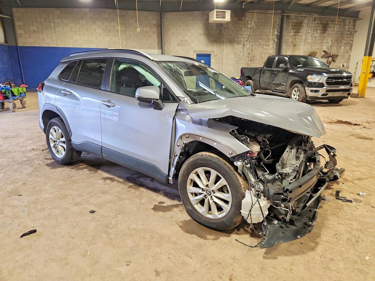 2023 TOYOTA COROLLA CROSS LE — снимка 4