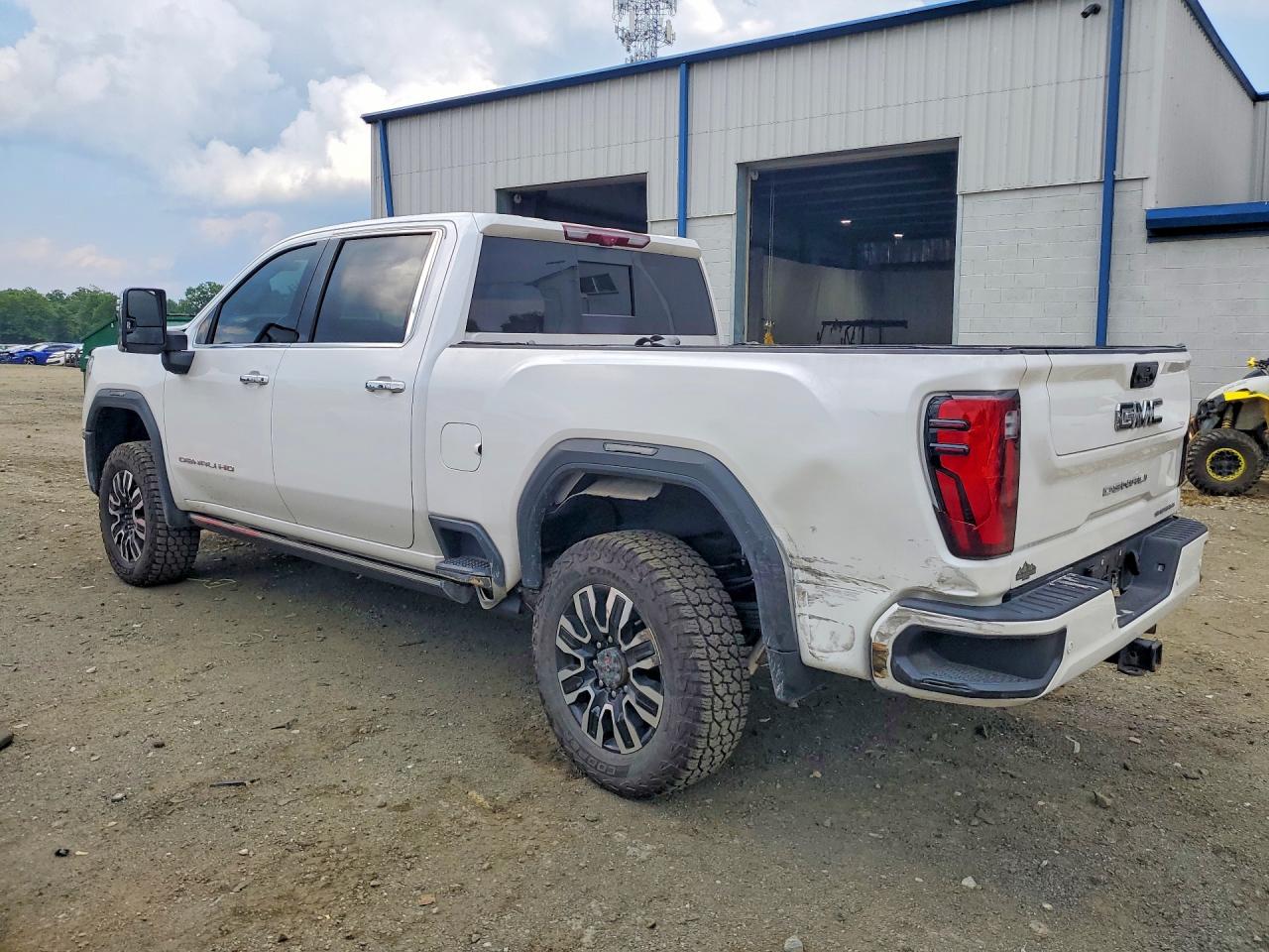 2024 GMC SIERRA K3500 DENALI ULTIMATE — снимка 2