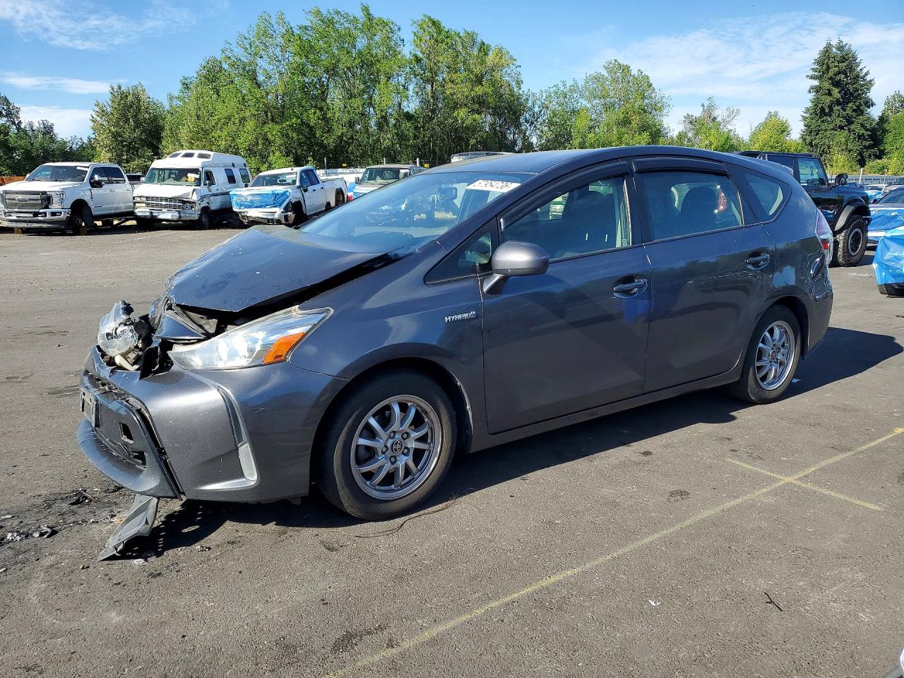 2015 TOYOTA PRIUS V THREE