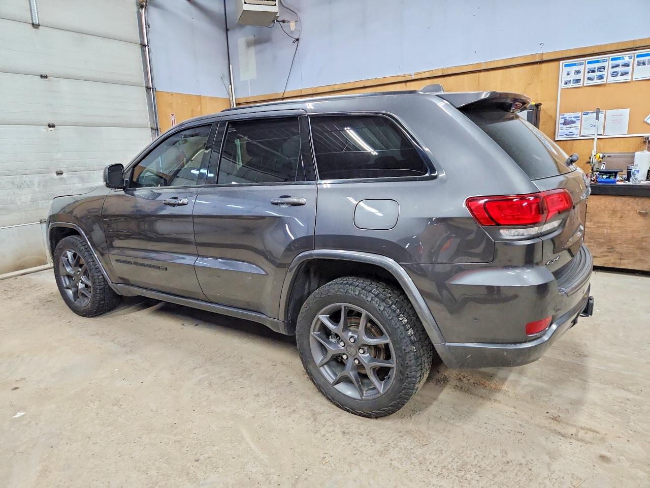 2021 JEEP GRAND CHEROKEE LIMITED — снимка 2