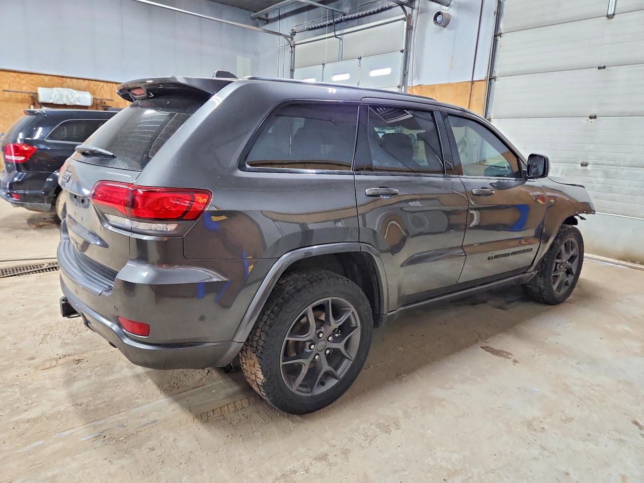 2021 JEEP GRAND CHEROKEE LIMITED — снимка 3