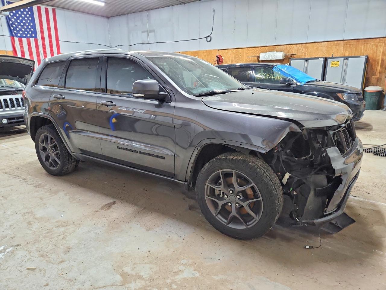 2021 JEEP GRAND CHEROKEE LIMITED — снимка 4