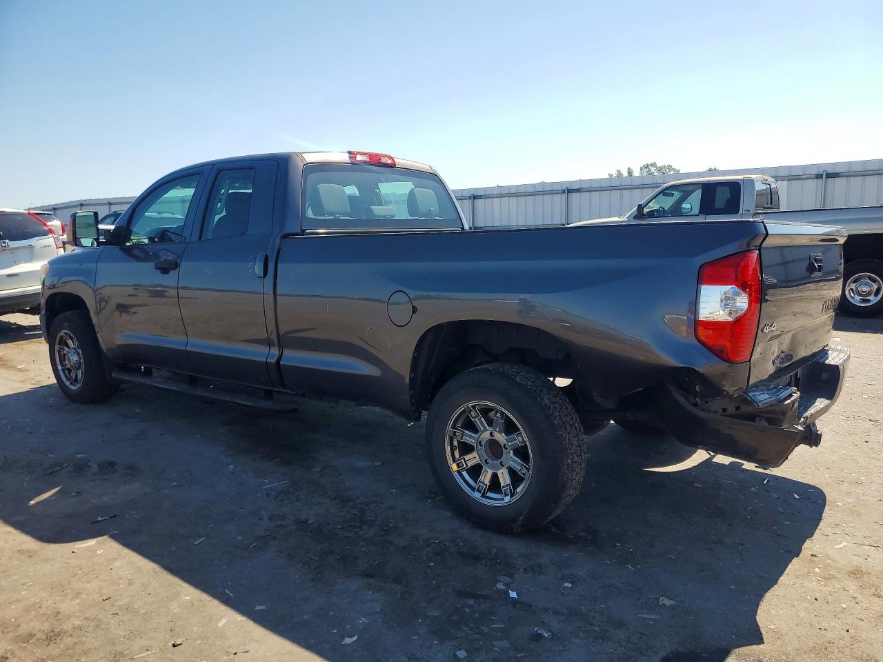 2015 TOYOTA TUNDRA SR — снимка 2
