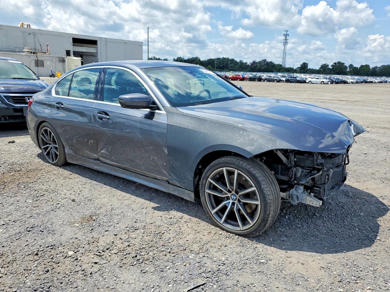 2021 BMW 330XI — снимка 4