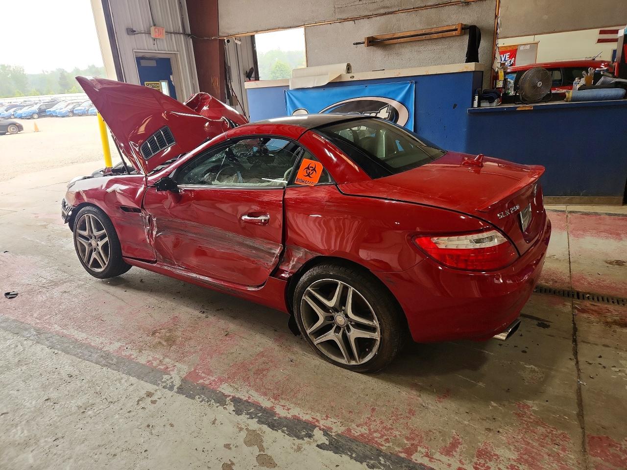 2015 MERCEDES-BENZ SLK 250 — снимка 2