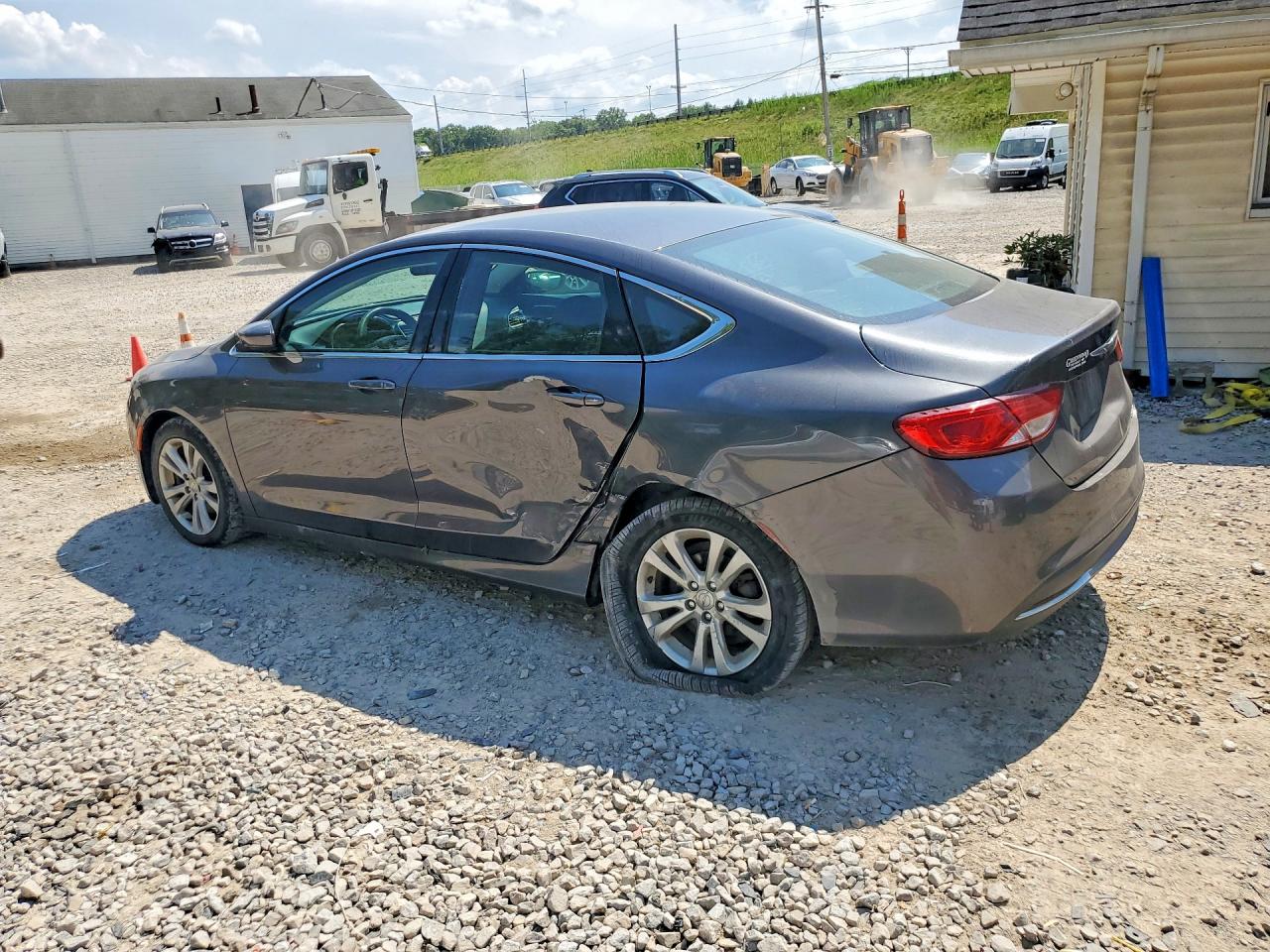 2015 CHRYSLER 200 LIMITED — снимка 2