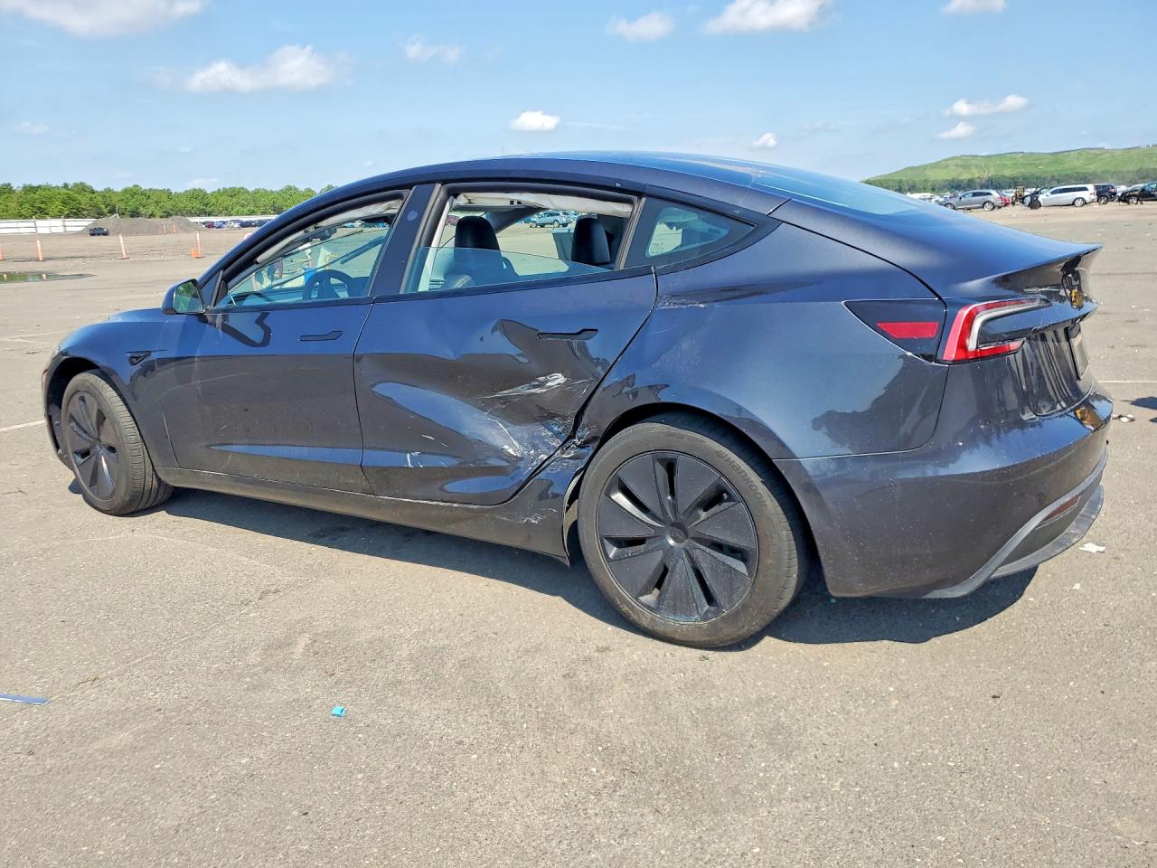 2024 TESLA MODEL 3 — снимка 2