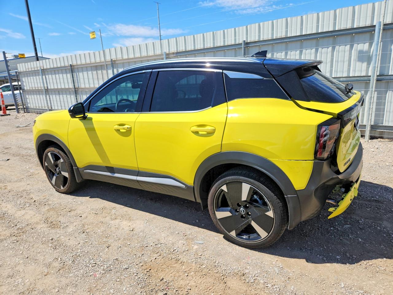 2025 NISSAN KICKS SR — снимка 2