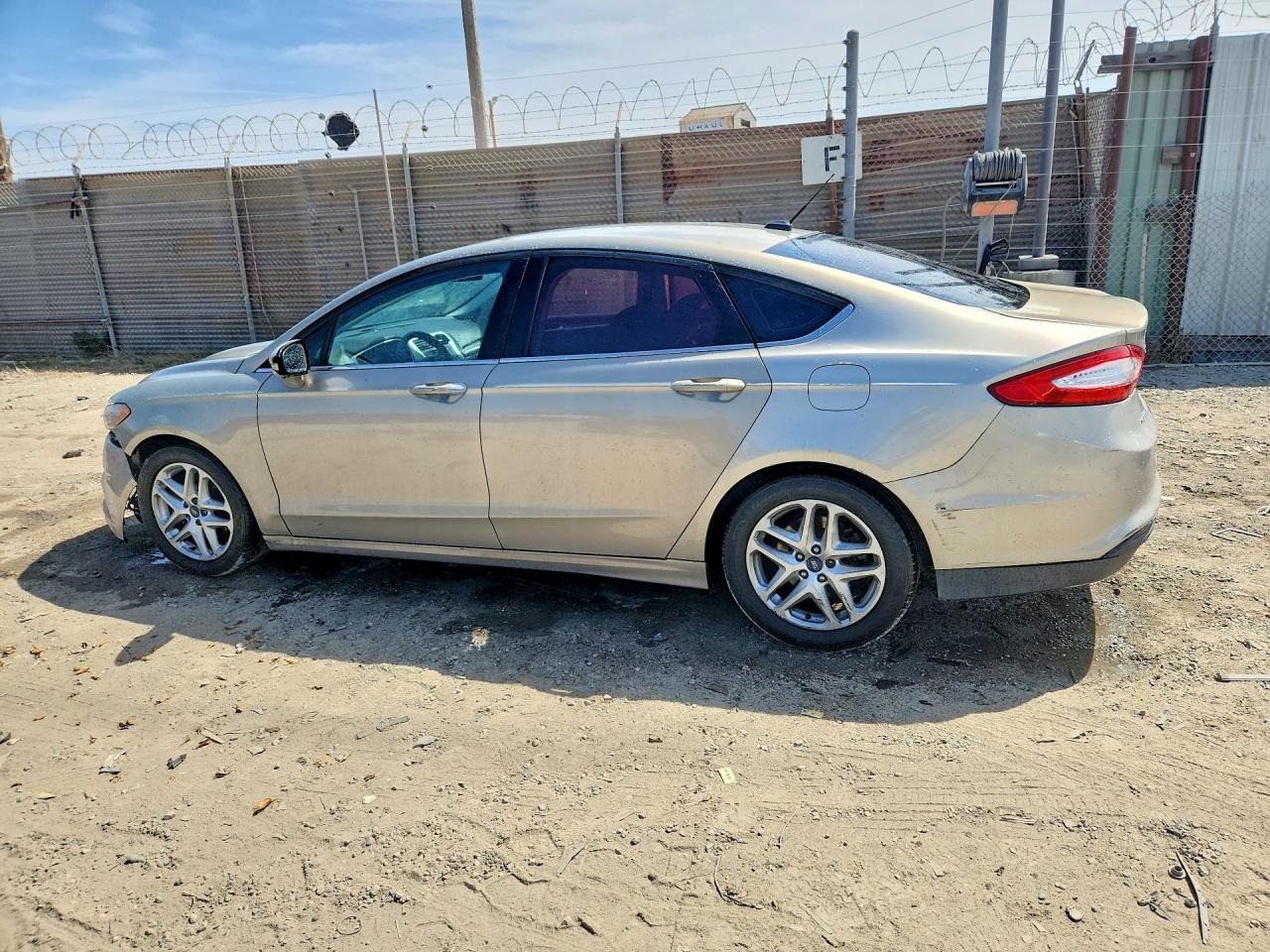 2015 FORD FUSION SE — снимка 2