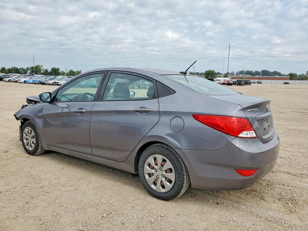 2017 HYUNDAI ACCENT SE — снимка 2